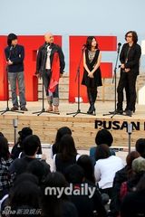 组图：韩日泰合拍片将闭幕釜山 韩国主创集体缺席