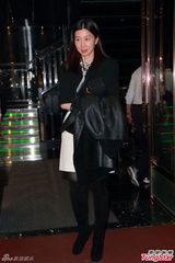 组图：张学友宴谢众星 何韵诗称因梅艳芳再聚首