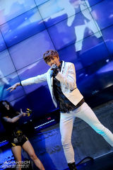 组图：韩歌手MJRed携新团Rvt马来西亚巡演