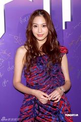 幻灯图：容祖儿阿Sa等领奖 阿Sa请传媒介绍新欢