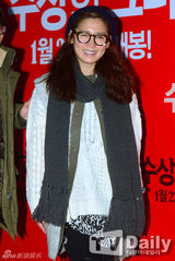 组图：EXO少女时代等助阵《可疑的她》试映会