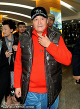 高清：赵本山病愈复出 欲收欧弟侯佩岑当弟子 