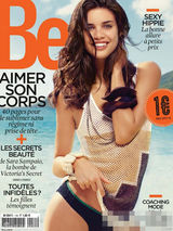 组图：超模桑帕约海滩写真半裸出镜 大秀微笑臀