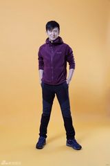 组图：郭家铭曝运动写真 阳光型男释放正能量