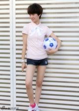 高清组图：郁可唯最新MV大秀美腿惊艳登场