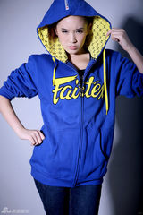 组图：宋杨与练喻轩曝最新写真 展现精彩泰拳功夫