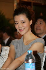 组图：车晓获百花奖女配提名 高贵亮相引爆全场