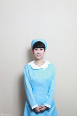 高清图：海清《心术》挑战“美小护” 定妆照曝光