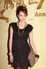 组图：陈炜自曝遭遇灵异事件 新剧演反派挑战自我