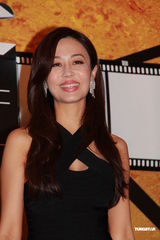 组图：任达华惠英红温碧霞加盟英皇电影艺人部