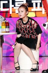 组图：GD李夏怡等出席某饮料新品上市活动