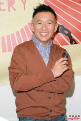 组图：杜汶泽为公益而裸 床战女优身心俱疲