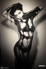 组图：群星赤裸上阵拍慈善写真 Selina伤前作品曝光