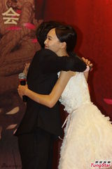 组图：霍建华唐嫣被撮合 不否认有发展可能