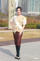 组图：候选中华小姐背景雄厚 徐少强之女曾志伟护航