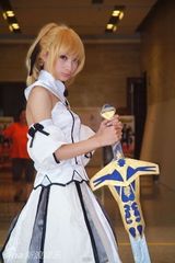 组图：武汉高校男生组建“伪娘团”商演不断