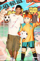 幻灯图：黑人陈建州为潮T事件道歉 感谢范范相陪 