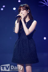 组图：昭宥郑基高打榜夺冠 《星星》允才任主持