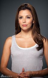 杰西卡-阿尔芭和伊娃-朗格利亚等明星合拍写真(图)