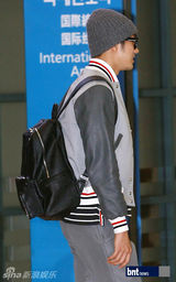 组图：东方神起等众星结束泰国演出返回韩国