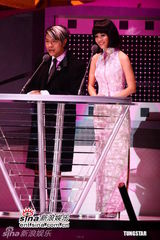 组图：小S蔡康永扮阿凡达 金马搞怪造型盘点