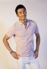 高清图：胡兵2010最新春夏写真 DFS挑选大牌新品