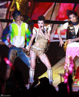 高清组图：蔡依林台北开唱 热舞Party迎圣诞