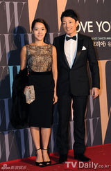 组图：韩星韩佳人延正勋金莎朗等参加预防乳癌活动