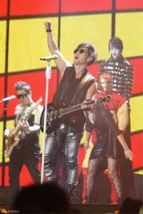 高清组图：Super Junior与f(x)IU等出席音乐颁奖礼