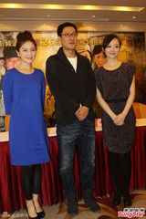 组图：于震不惧压力力挺抗日剧 胡可沙溢游澳洲