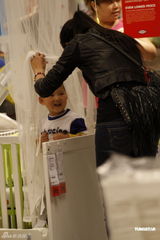 高清组图：杜晓婷购物中心采购被拍