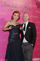 组图：李蕙敏香港补请喜宴 黄伟文要当小孩干爹