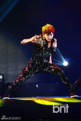 组图：INFINITE首尔举办世界巡回演唱会