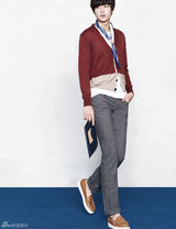 高清组图：韩星李敏镐春夏装广告穿短裤清爽随性