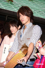 幻灯图：言承旭写真书聊感情事 前女友疑似林志玲