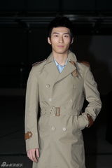 高清图：张曼玉Keane乐队等京城现身 李范双冰竞艳