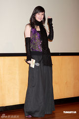 幻灯图集：周慧敏热衷慈善 高贵优雅不失性感