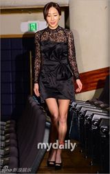 组图：韩艺媛徐智慧等出席《贵妇人》发布会