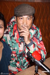 组图：郑元畅陈妍希因戏结缘 投资餐厅当老板