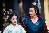 组图：《兰陵王妃》王妃宇文邕湖蓝情侣装暧昧