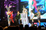组图： 荃加福禄寿演唱会 汪明荃变身宇宙女皇