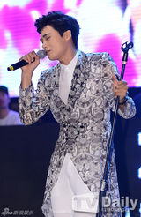 组图：帝国之子新专辑发布时隔2年整体回归