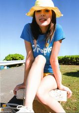 组图：日本混血美女莉亚-迪桑夏日写真