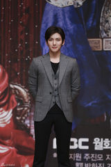 独家：河智苑朱镇模等亮相新剧《奇皇后》发布