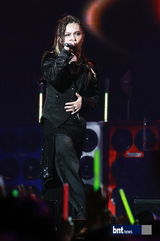 组图：日本男团彩虹乐队出演《世界巡演之首尔站》