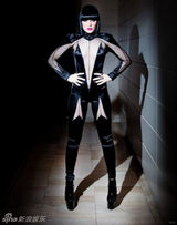 组图：《FHM》评2013百大性感女星 黑天鹅夺魁