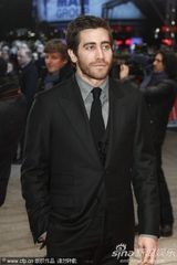 组图：评审团成员杰克-吉伦哈尔蓄须帅气