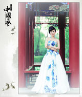 组图：芙蓉姐姐青花瓷玩中国风 重回清华园摆POSE