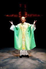 高清组图：图解普利策托尼双料大奖作品《怀疑》