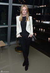 组图：《恍惚》首映 文森特黑衣帅气微笑迷人